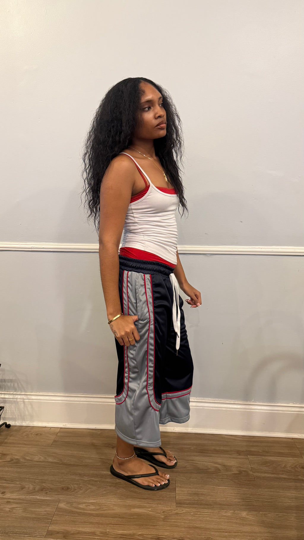“HEROS BALL” 3/4 BASKETBALL SHORTS